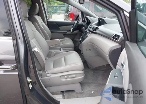 2015 Honda Odyssey Touring/Touring Elite z USA, uszkodzony, nr VIN 5FNRL5H99FB009627